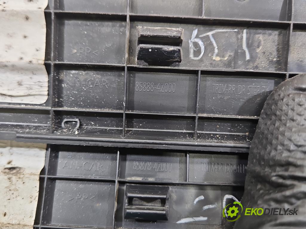 Hyundai Santa Fe III 2012–2018 2.4 GDI 190 hp automatic 140 kW 2359 cm3 5- lišta práh: levé 85873-4Z000 (Prahová lišta)