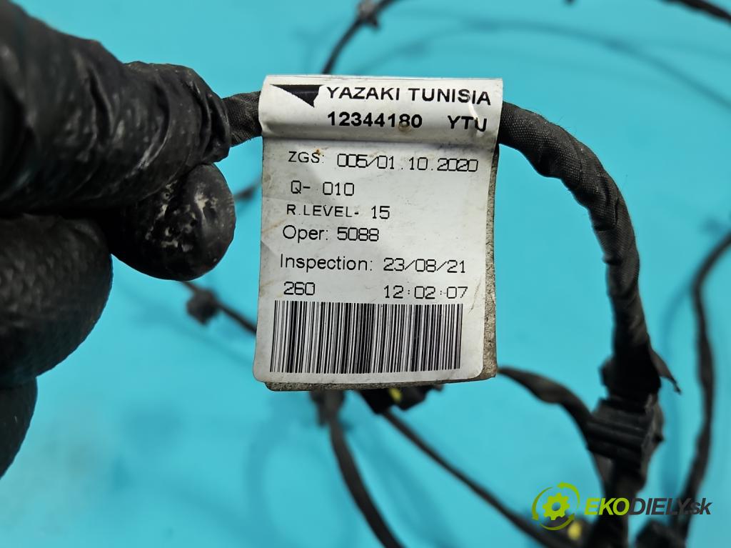 Mercedes A W177 2018- 2.0 T 306KM automatic 225 kW 1991 cm3 4- Zväzok: nárazník predné A1775402729