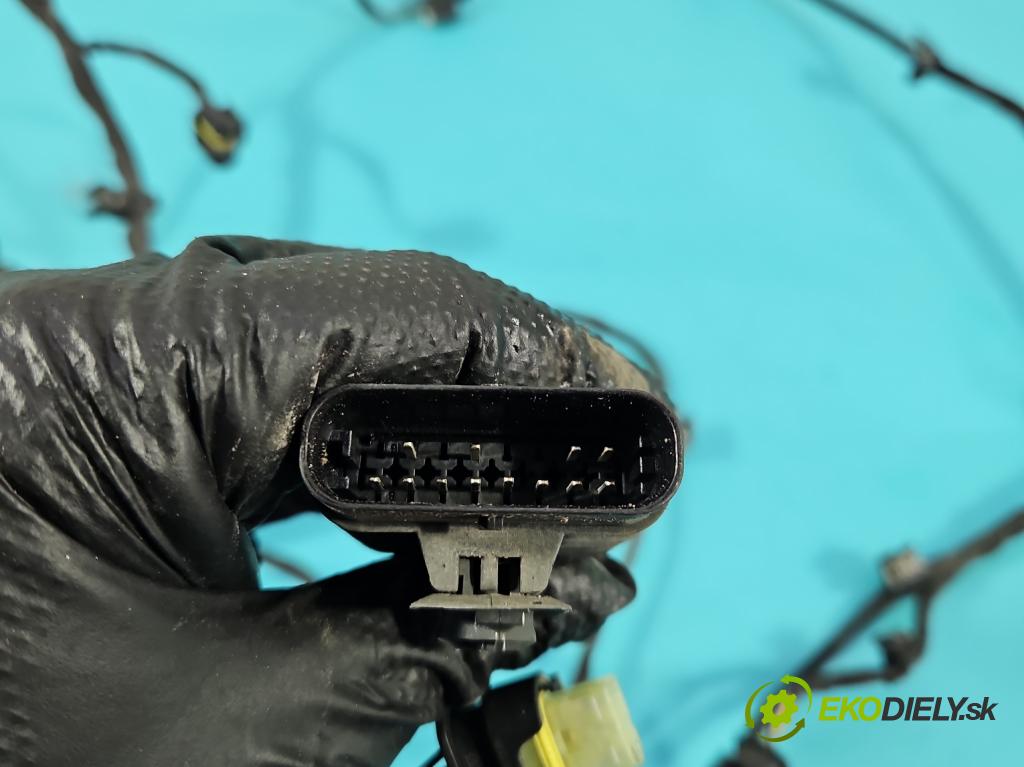 Mercedes A W177 2018- 2.0 T 306KM automatic 225 kW 1991 cm3 4- Zväzok: nárazník predné A1775402729