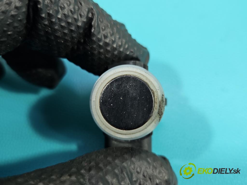 Mercedes A W177 2018- 2.0 T 306KM automatic 225 kW 1991 cm3 4- snímač parkovaní: A0009055504