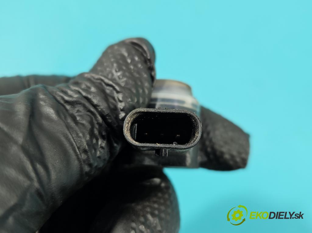 Mercedes A W177 2018- 2.0 T 306KM automatic 225 kW 1991 cm3 4- snímač parkovaní: A0009055504