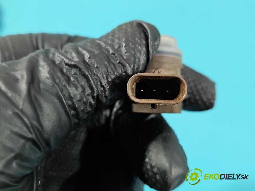 Mercedes A W177 2018- 2.0 T 306KM automatic 225 kW 1991 cm3 4- snímač parkování A0009055604