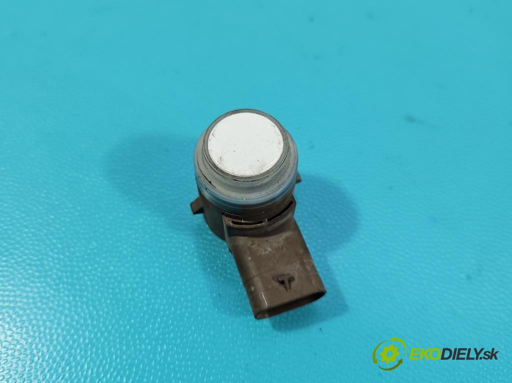 Mercedes A W177 2018- 2.0 T 306KM automatic 225 kW 1991 cm3 4- snímač parkování A0009055604