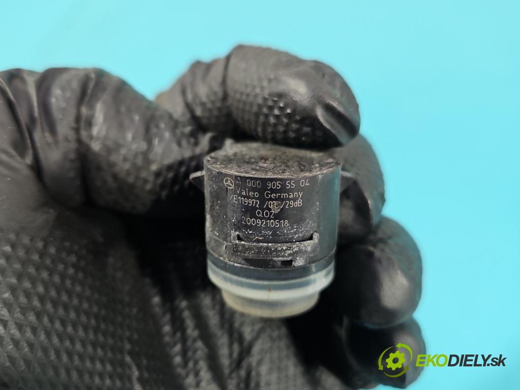 Mercedes A W177 2018- 2.0 T 306KM automatic 225 kW 1991 cm3 4- snímač parkování A0009055504