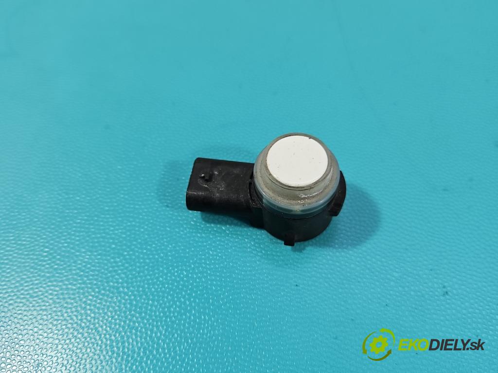 Mercedes A W177 2018- 2.0 T 306KM automatic 225 kW 1991 cm3 4- snímač parkování A0009055504