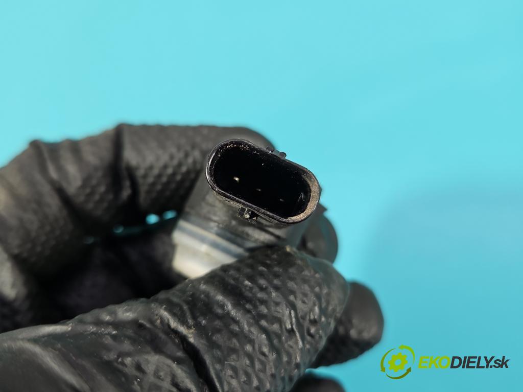 Mercedes A W177 2018- 2.0 T 306KM automatic 225 kW 1991 cm3 4- snímač parkování A0009055504