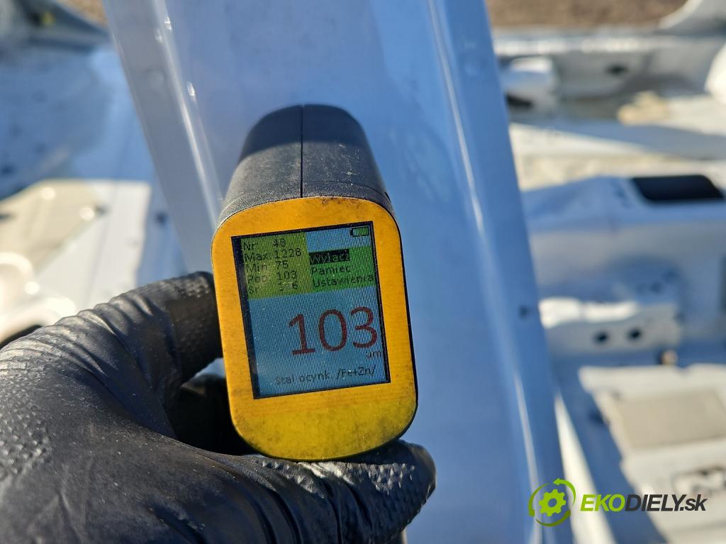 Skoda Octavia IV 2019- 2.0 TDI 116 HP manual 85 kW 1968 cm3 5- Práh: pravý  (Karoséria ostatné)