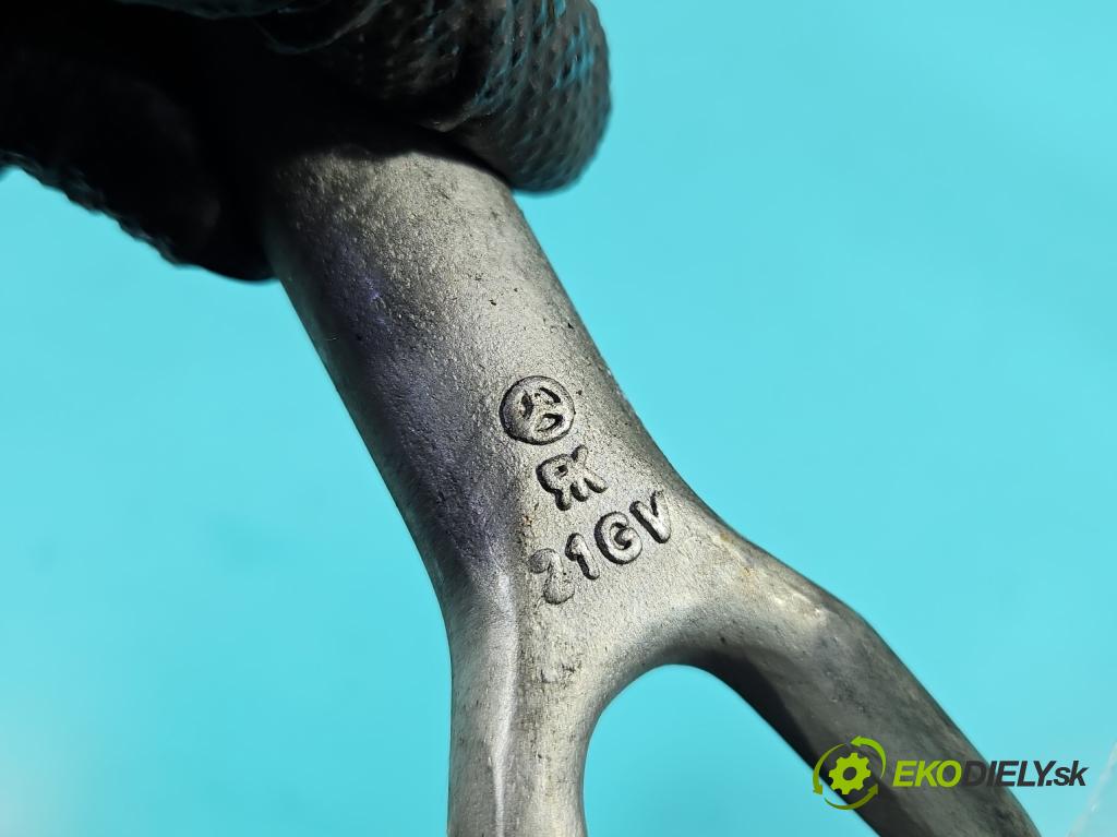 Mercedes A W177 2018- 2.0 T 306KM automatic 225 kW 1991 cm3 4- uchyt