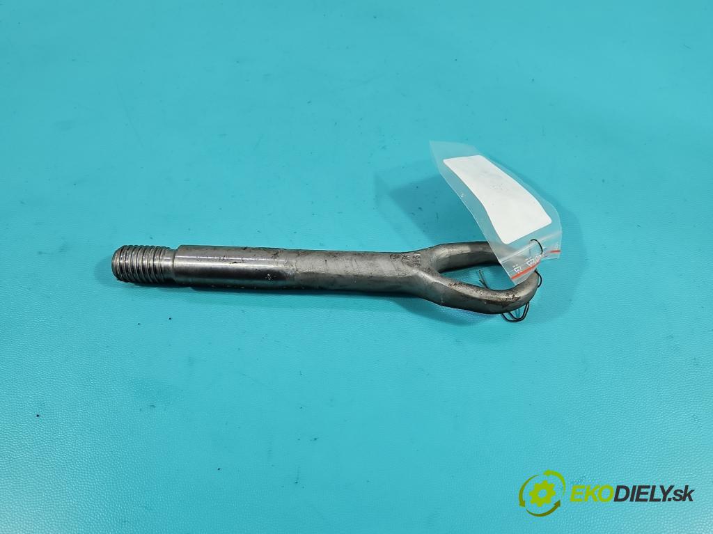 Mercedes A W177 2018- 2.0 T 306KM automatic 225 kW 1991 cm3 4- uchyt