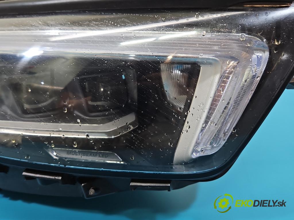 Mercedes A W177 2018- 2.0 T 306KM automatic 225 kW 1991 cm3 4- světlo pravý A1779062605 (Pravé přední světlo)