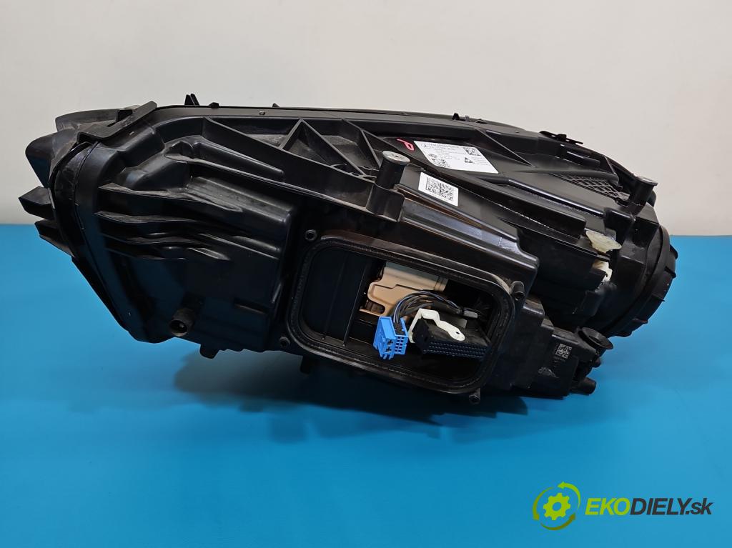 Mercedes A W177 2018- 2.0 T 306KM automatic 225 kW 1991 cm3 4- světlo pravý A1779062605 (Pravé přední světlo)