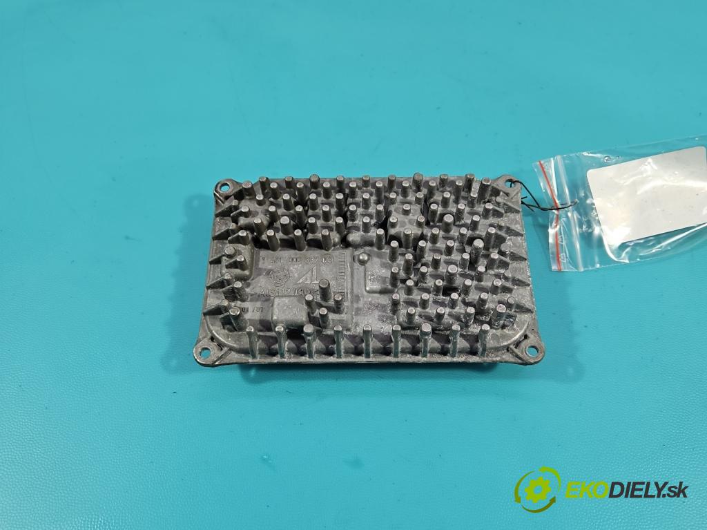 Mercedes A W177 2018- 2.0 T 306KM automatic 225 kW 1991 cm3 4- modul lampy: A2479002113