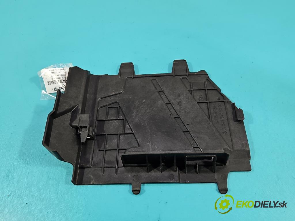 Mercedes A W177 2018- 2.0 T 306KM automatic 225 kW 1991 cm3 4- kryt plast A2475459300