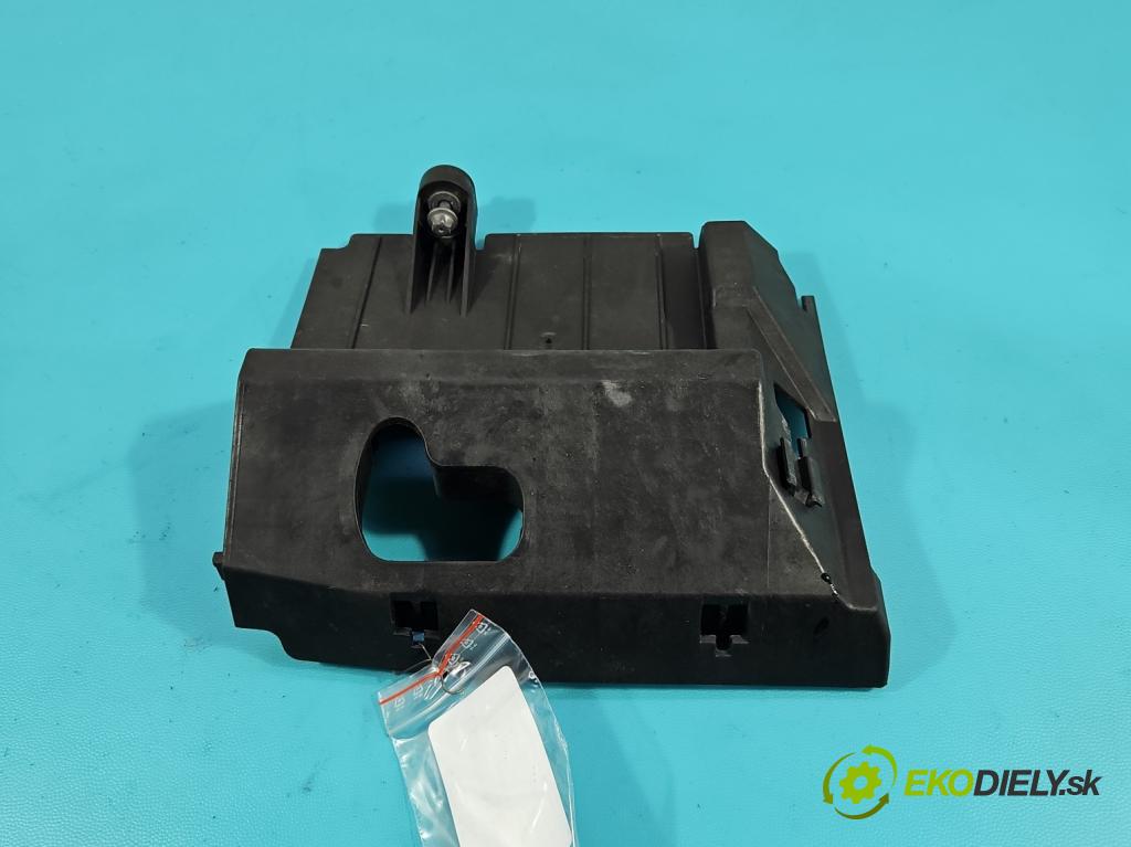 Mercedes A W177 2018- 2.0 T 306KM automatic 225 kW 1991 cm3 4- kryt plast A2475411000