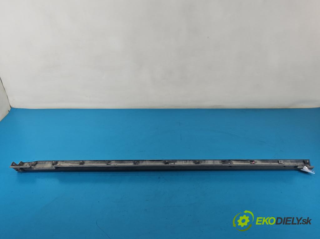 Hyundai Santa Fe III 2012–2018 2.4 GDI 190 hp automatic 140 kW 2359 cm3 5- lišta práh: levé 87751-4Z000 (Prahová lišta)