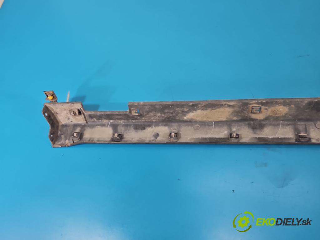 Hyundai Santa Fe III 2012–2018 2.4 GDI 190 hp automatic 140 kW 2359 cm3 5- lišta práh: pravé 87752-4Z000 (Prahová lišta)