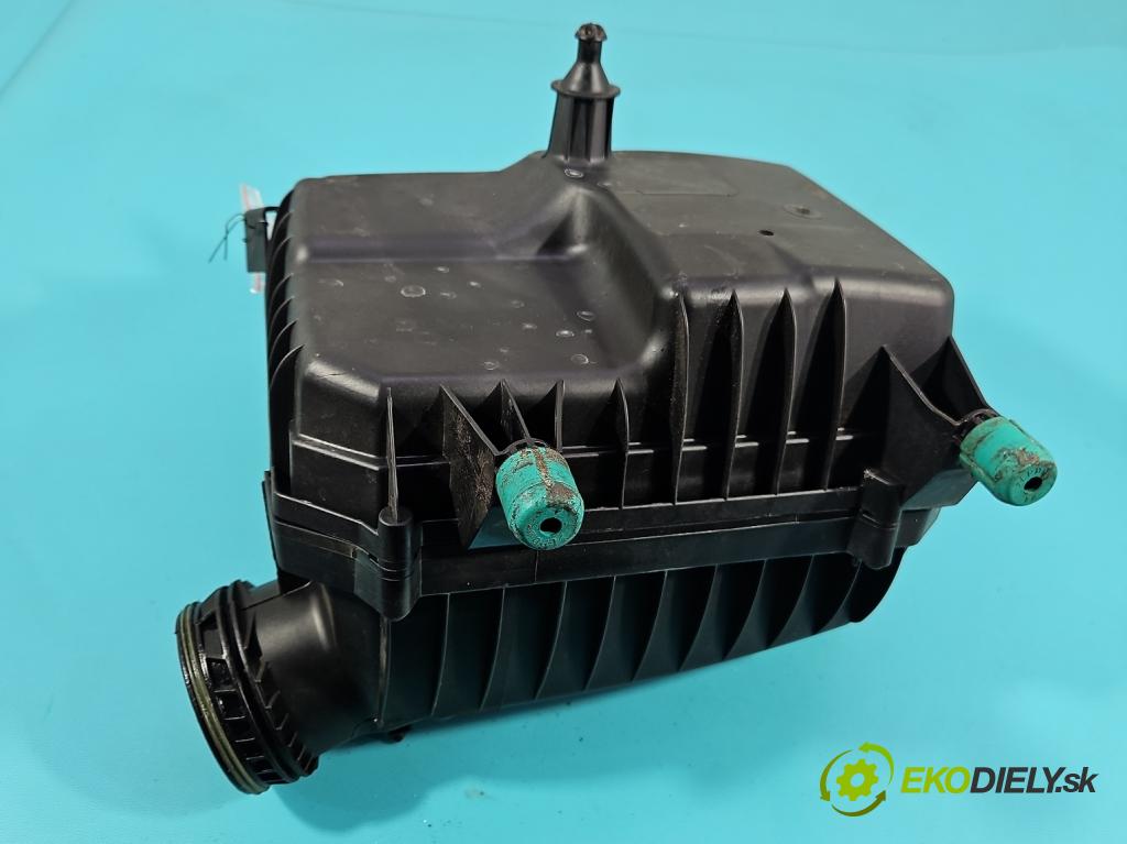 Mercedes A W177 2018- 2.0 T 306KM automatic 225 kW 1991 cm3 4- obal filtra vzduchu A2600902900 (Obal vzduchového filtra)