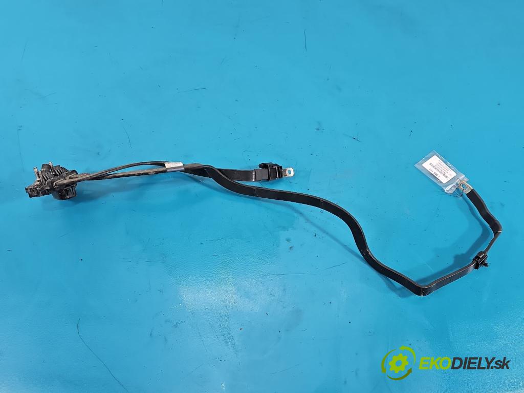 Mercedes A W177 2018- 2.0 T 306KM automatic 225 kW 1991 cm3 4- Balíček: akumulatora A1775407932