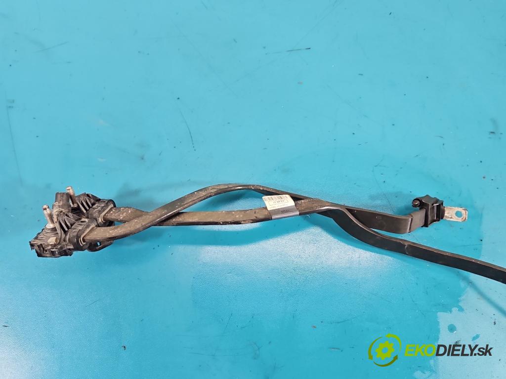 Mercedes A W177 2018- 2.0 T 306KM automatic 225 kW 1991 cm3 4- Zväzok: akumulatora A1775407932