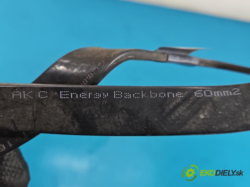 Mercedes A W177 2018- 2.0 T 306KM automatic 225 kW 1991 cm3 4- Zväzok: akumulatora A1775407932