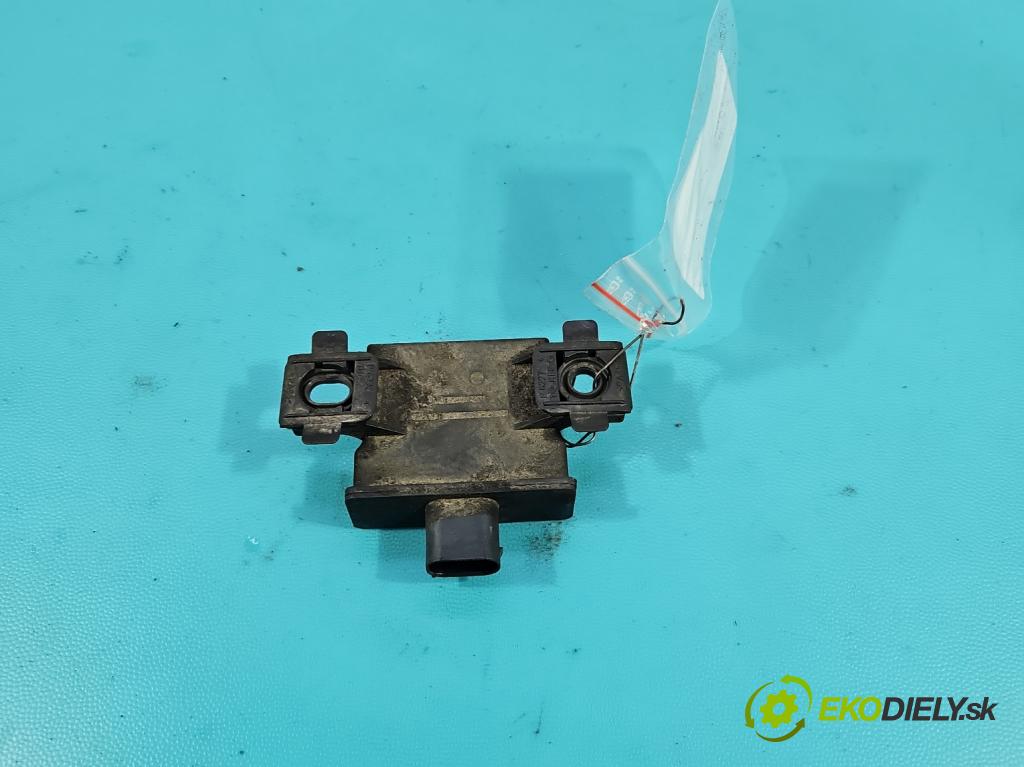 Mercedes A W177 2018- 2.0 T 306KM automatic 225 kW 1991 cm3 4- riadiaca jednotka ostatné A0009009018