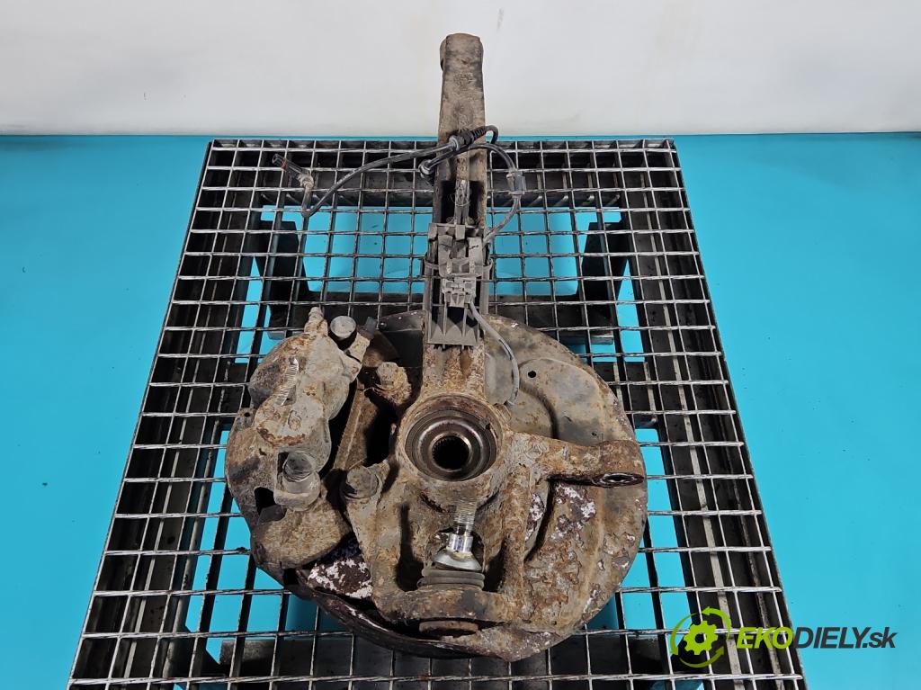 Mercedes ML W164 2005-2011 3.0 CDI V6 224 hp automatic 165 kW 2987 cm3 5- náboj levé  (Náboj kola)