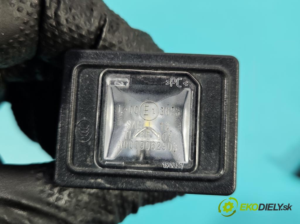 Mercedes A W177 2018- 2.0 T 306KM automatic 225 kW 1991 cm3 4- podsvietenie A0009062903