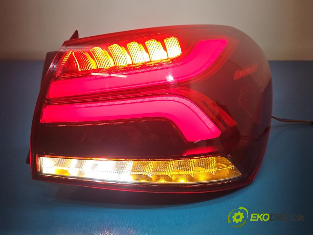 Mercedes A W177 2018- 2.0 T 306KM automatic 225 kW 1991 cm3 4- svetlo / reflektor zadné pravé A1779067000 (Kľučka dverí ostatné)