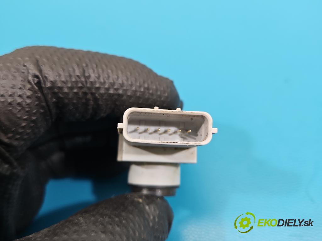 Hyundai Santa Fe III 2012–2018 2.4 GDI 190 HP automatic 140 kW 2359 cm3 5- snímač parkovaní: 95720-2W100