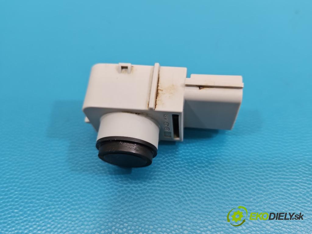 Hyundai Santa Fe III 2012–2018 2.4 GDI 190 hp automatic 140 kW 2359 cm3 5- snímač parkování 95720-2W100