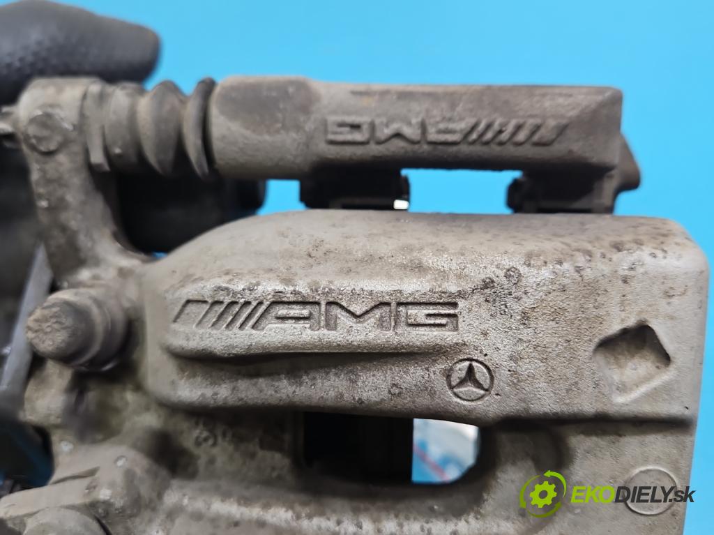 Mercedes A W177 2018- 2.0 T 306KM automatic 225 kW 1991 cm3 4- brzdič zadní pravý A2474238800 (Klika dveří ostatní)