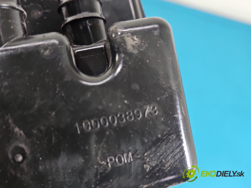 Mercedes A W177 2018- 2.0 T 306KM automatic 225 kW 1991 cm3 4- Nalievacie hrdlo: palivo A1774701700