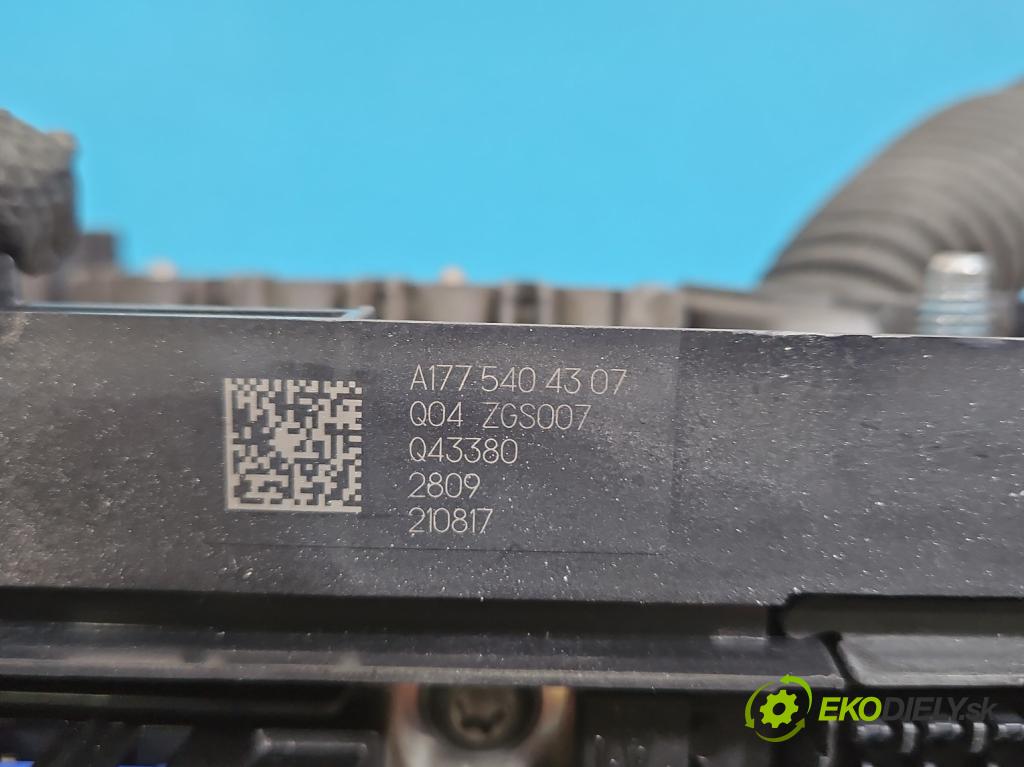 Mercedes A W177 2018- 2.0 T 306KM automatic 225 kW 1991 cm3 4- skříňka pojistková A1775404307 (Pojistková skříňka)