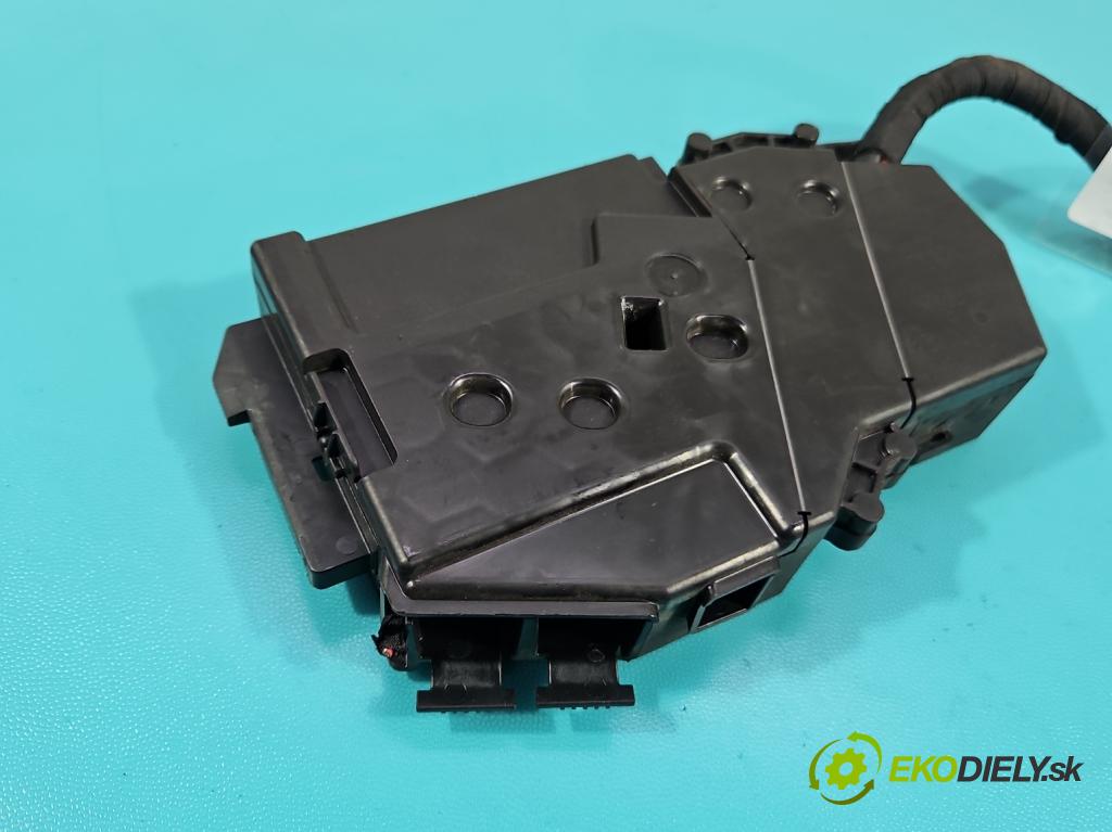 Mercedes A W177 2018- 2.0 T 306KM automatic 225 kW 1991 cm3 4- riadiaca jednotka ostatné A1775404007