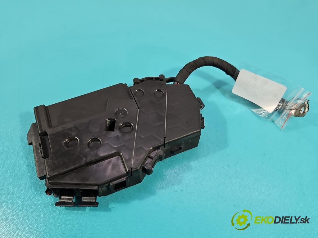 Mercedes A W177 2018- 2.0 T 306KM automatic 225 kW 1991 cm3 4- riadiaca jednotka ostatné A1775404007