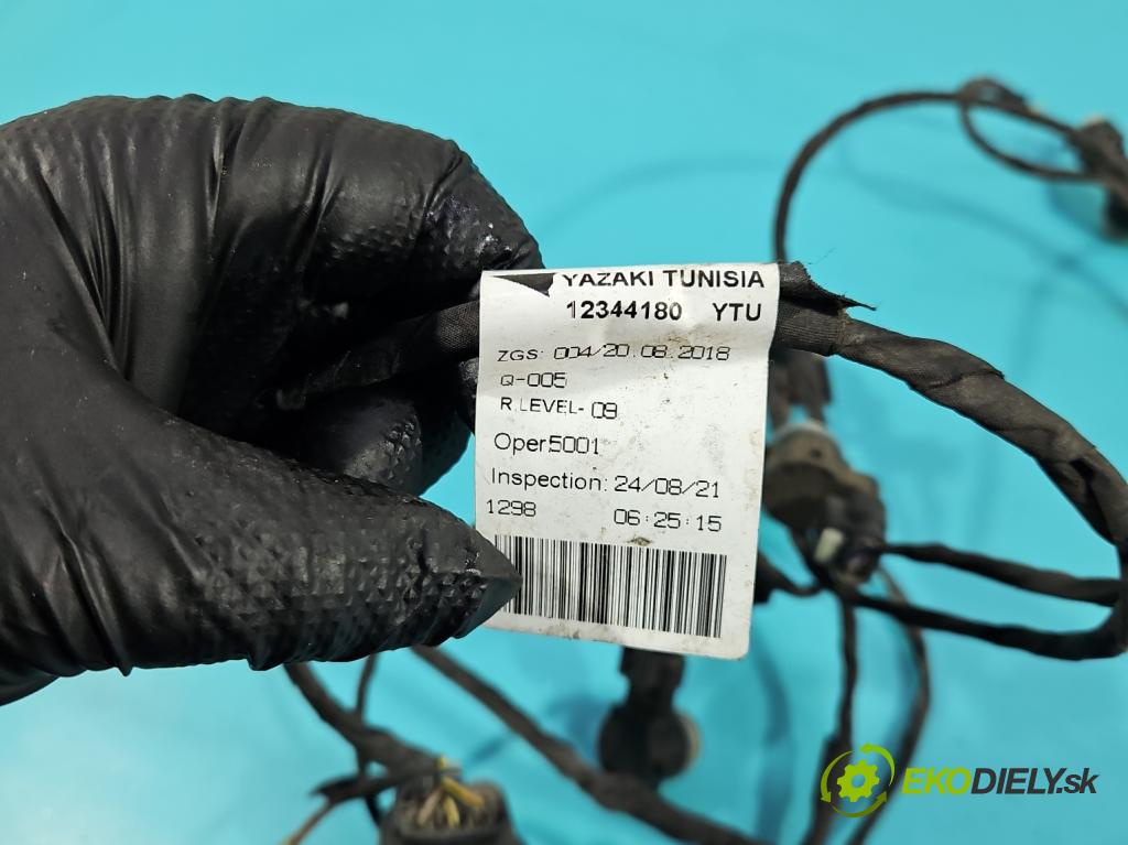 Mercedes A W177 2018- 2.0 T 306KM automatic 225 kW 1991 cm3 4- Zväzok: nárazník zadné A1775400630