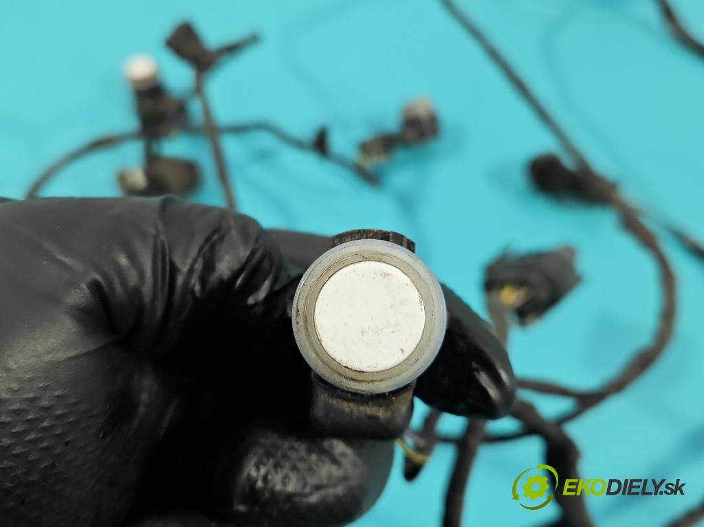 Mercedes A W177 2018- 2.0 T 306KM automatic 225 kW 1991 cm3 4- Zväzok: nárazník zadné A1775400630