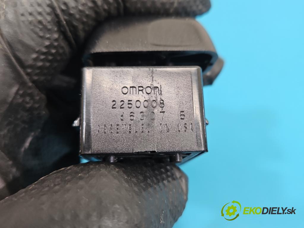 Hyundai Santa Fe III 2012–2018 2.4 GDI 190 HP automatic 140 kW 2359 cm3 5- prepínač ostatné 2250008