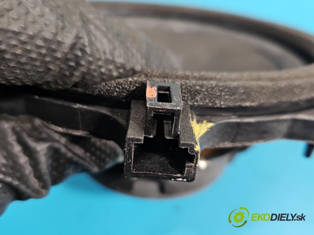 Hyundai Santa Fe III 2012–2018 2.4 GDI 190 HP automatic 140 kW 2359 cm3 5- reproduktory komplet 96330-4Z000