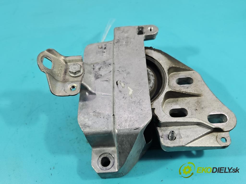 Mercedes A W177 2018- 2.0 T 306KM automatic 225 kW 1991 cm3 4- airbag motora A2472406100 (Držiak motora)