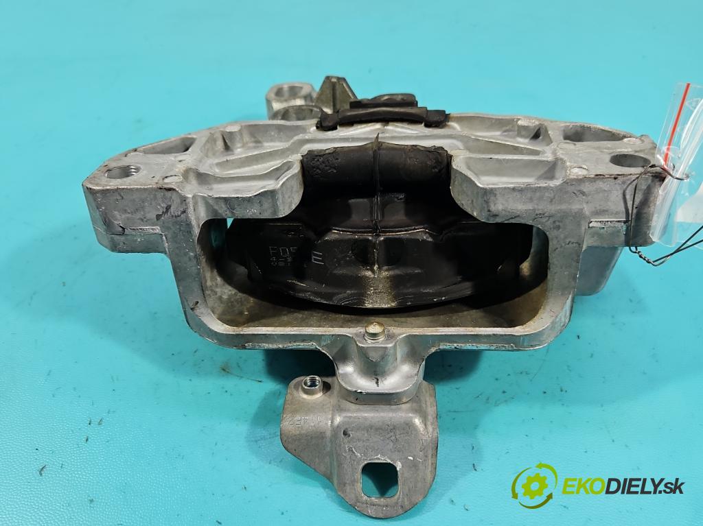 Mercedes A W177 2018- 2.0 T 306KM automatic 225 kW 1991 cm3 4- airbag motora A2472406100 (Držiak motora)