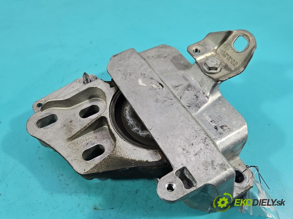 Mercedes A W177 2018- 2.0 T 306KM automatic 225 kW 1991 cm3 4- airbag motora A2472406100 (Držiak motora)