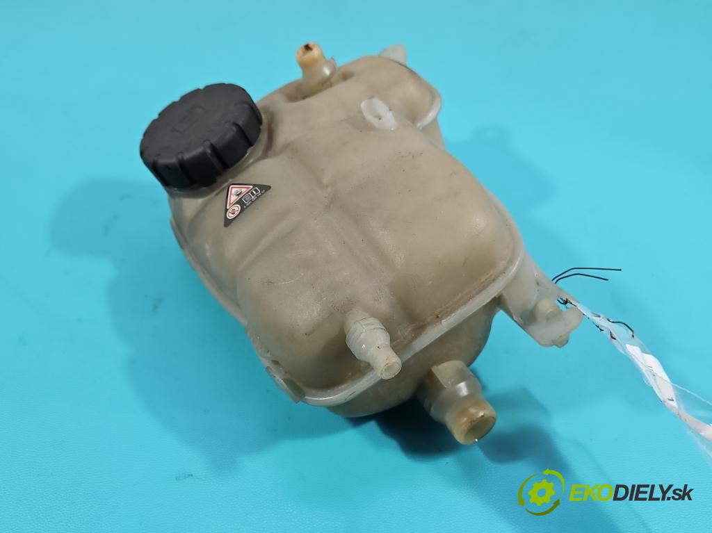 Mercedes A W177 2018- 2.0 T 306KM automatic 225 kW 1991 cm3 4- Nádrž: náhradní: A2475000049