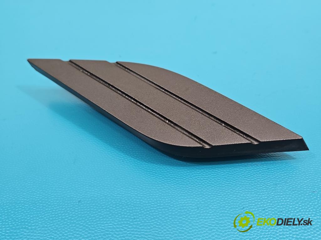 Hyundai Santa Fe III 2012–2018 2.4 GDI 190 HP automatic 140 kW 2359 cm3 5- blenda mriežka: nárazník ľavé 86673-4Z500