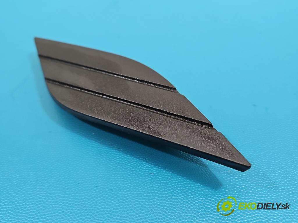 Hyundai Santa Fe III 2012–2018 2.4 GDI 190 HP automatic 140 kW 2359 cm3 5- blenda mriežka: nárazník pravé 86674-4Z500