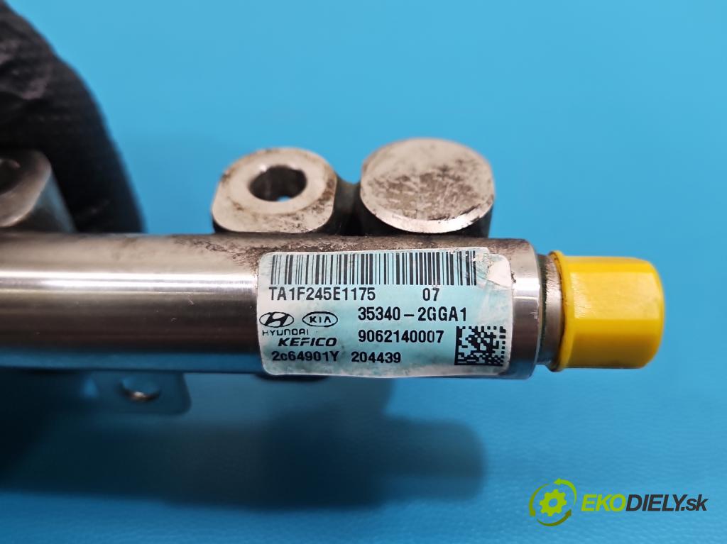 Hyundai Santa Fe III 2012–2018 2.4 GDI 190 hp automatic 140 kW 2359 cm3 5- lišta vstřikovací 35340-2GGA1 (Vstřikovací lišta)