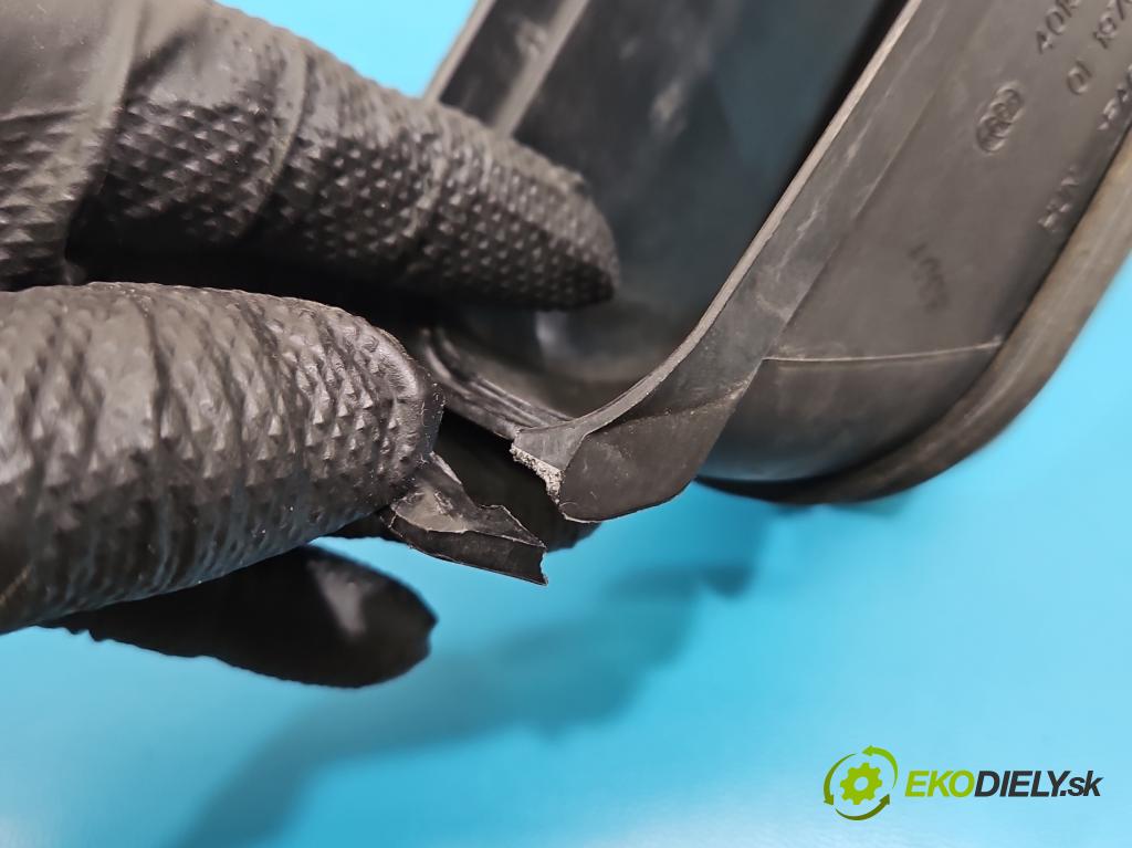 Mercedes A W177 2018- 2.0 T 306KM automatic 225 kW 1991 cm3 4- Vstup: vzduchu A2600901400