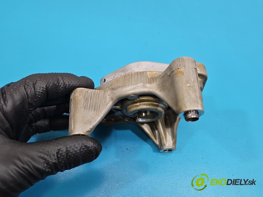 Hyundai Santa Fe III 2012–2018 2.4 GDI 190 hp automatic 140 kW 2359 cm3 5- Upevnění: PH24A0702