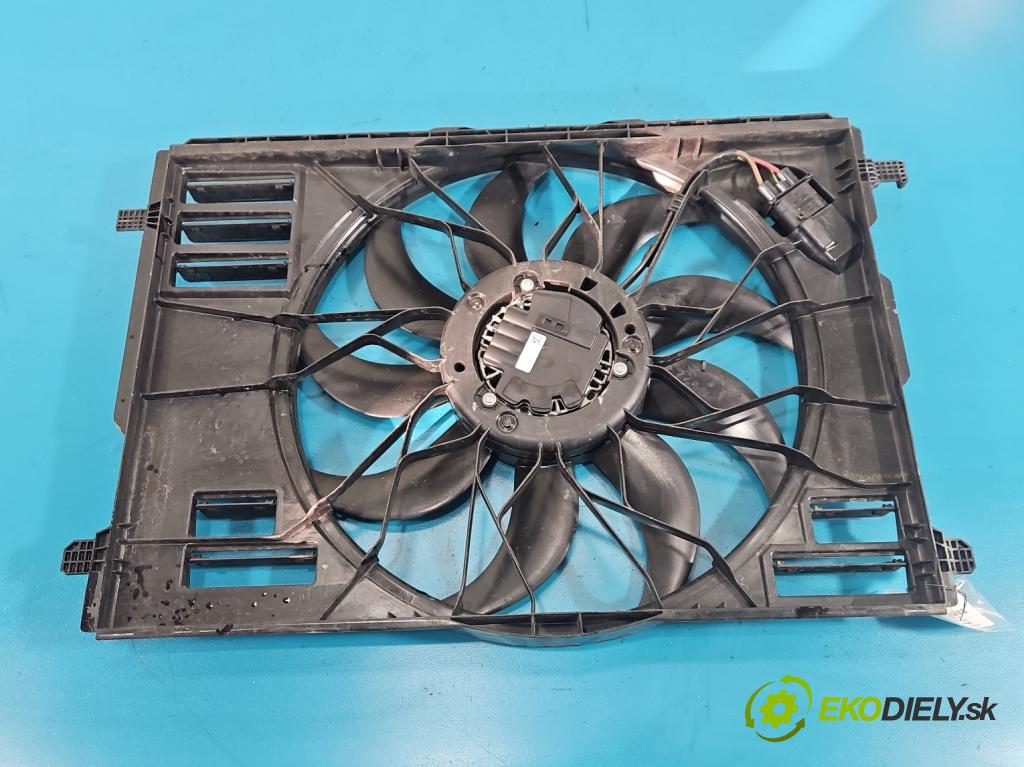 Mercedes A W177 2018- 2.0 T 306KM automatic 225 kW 1991 cm3 4- Ventilátor chladiča A2479060200