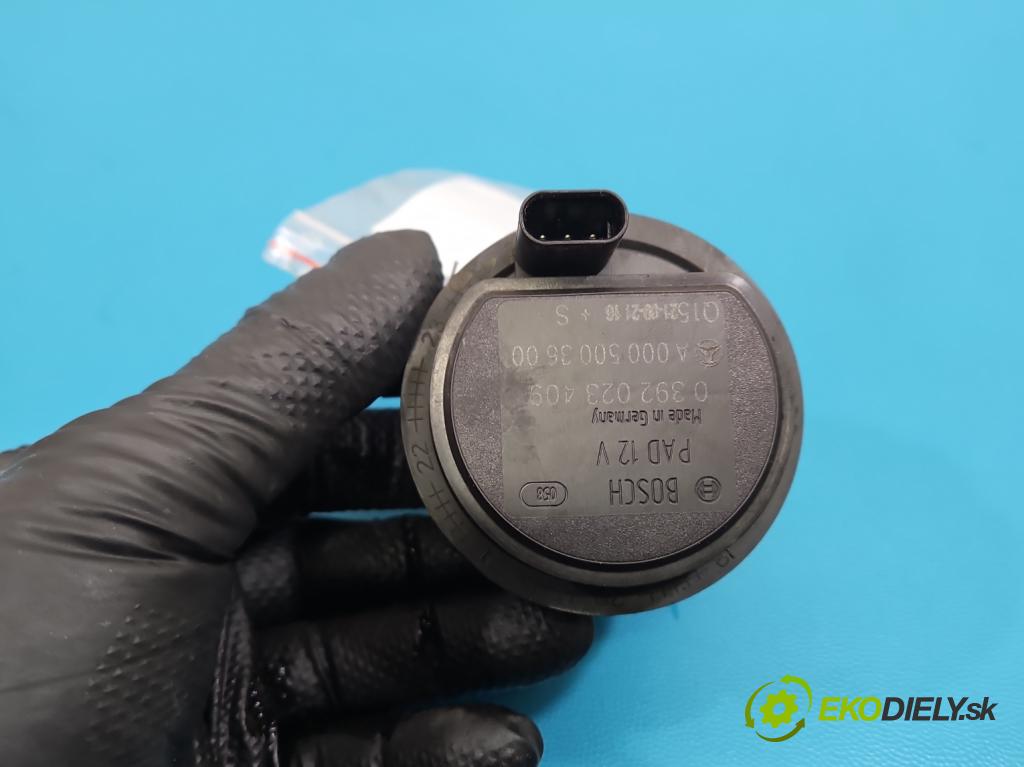 Mercedes A W177 2018- 2.0 T 306KM automatic 225 kW 1991 cm3 4- pompa obehu voda: 0392023409